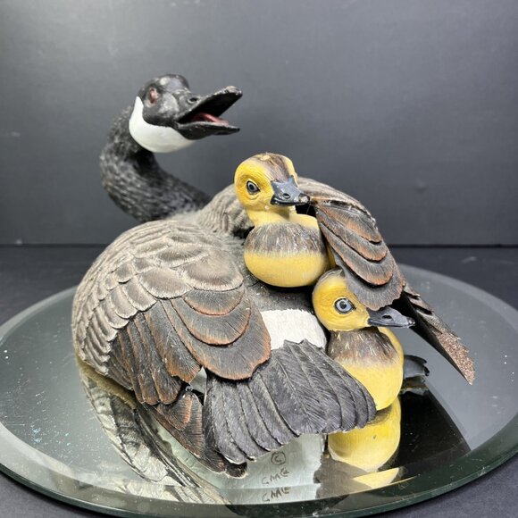 Gosset Wildlife Collection Canada Goose With Chicks 150/2000 Figurine ** READ CA - Picture 1 of 16
